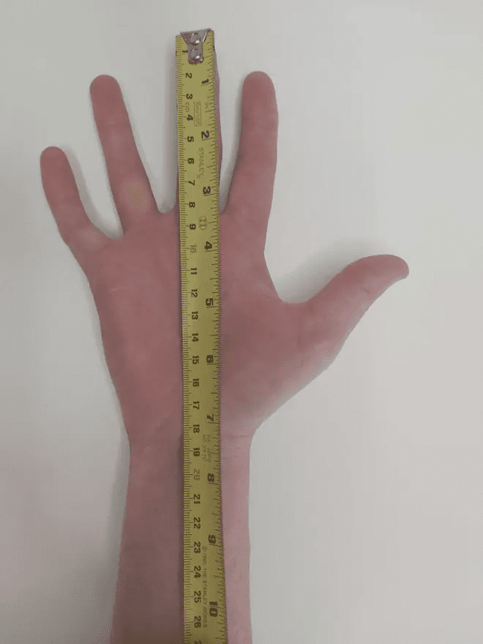 Lựa chọn đúng size găng tay vàng Nam Long giúp bảo vệ tay hiệu quả và tăng độ linh hoạt khi sử dụng