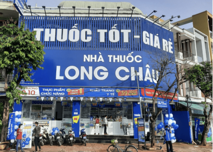 Hệ thống nhà thuốc trên toàn quốc là một trong các điểm bán uy tín để mua găng tay y tế