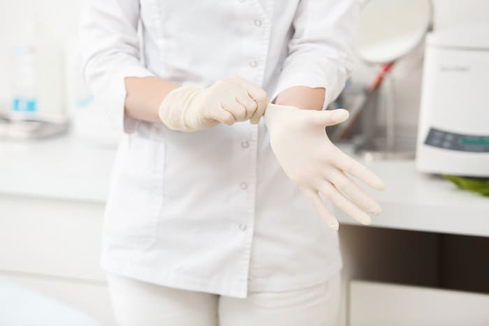 Nên chọn găng tay có kích cỡ vừa vặn và ôm sát bàn tay nhằm tạo cảm giác thoải mái và thuận tiện nhất (Nguồn ảnh: Sưu tầm)