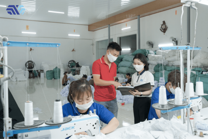 Bạn có thể đến trực tiếp cơ sở sản xuất của Vật tư Công nghiệp Xclean để mua Nitrile Malaysia