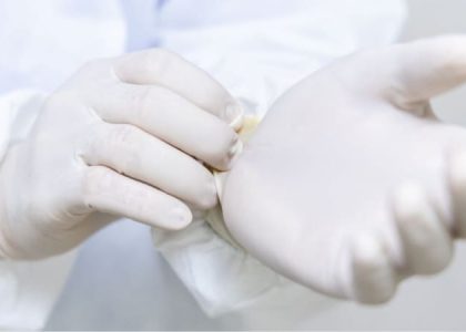 Lợi Ích Nổi Bật Khi Sử Dụng Găng Tay Phòng Sạch Chống Tĩnh Điện - 1