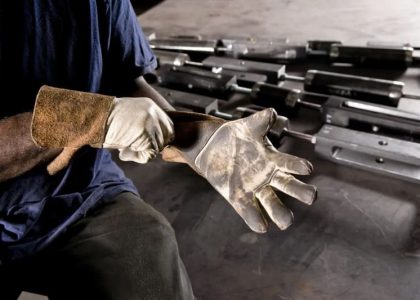 cách sử dụng găng tay bảo hộ lao động - 1