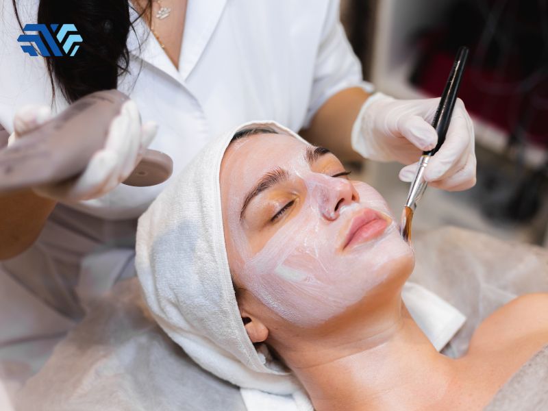 Găng tay y tế nào phù hợp cho trung tâm thẩm mỹ và spa? - Hình 3