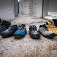 4 Tiêu Chí Quan Trọng Lựa Chọn Giày Bảo Hộ Lao Động Đúng Cách