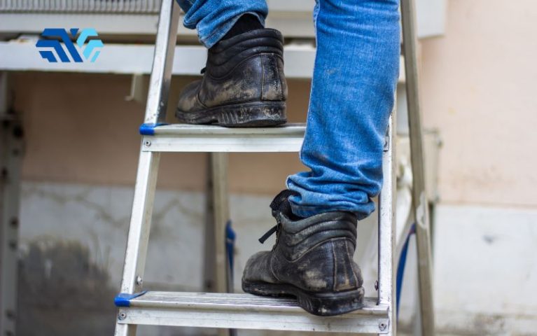 Cách phân biệt giày bảo hộ thật giả đơn giản, chính xác nhất - Hình 3 Cách phân biệt giày bảo hộ thật giả đơn giản, chính xác nhất - Hình 3